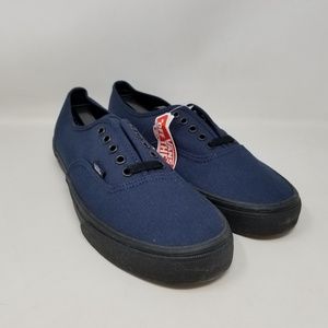 vans authentic black sole